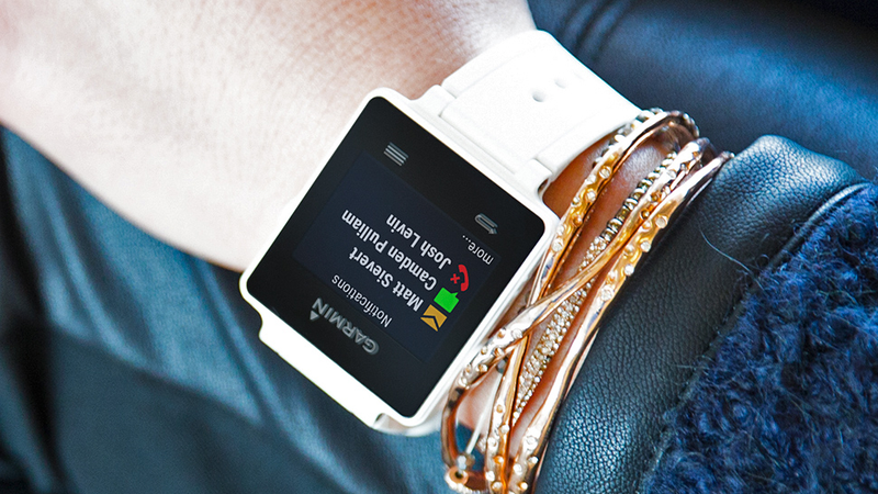 Illustration for article titled Garmin's Slim viĚvoactive Bridges Smartwatches and Fitness Trackers